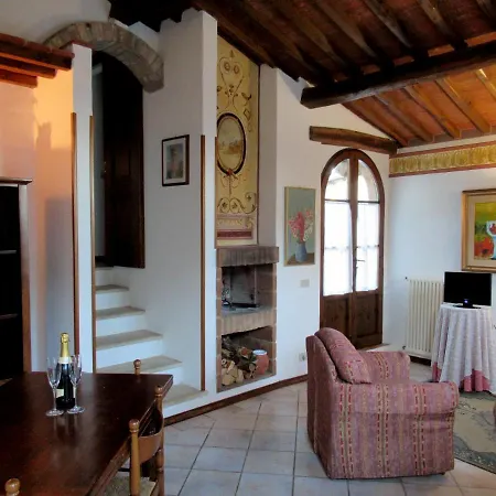 Borgo Di Barigianino 公寓式酒店