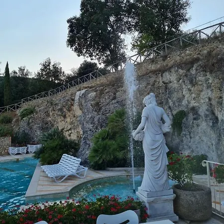 Borgo Di Barigianino 公寓式酒店 *